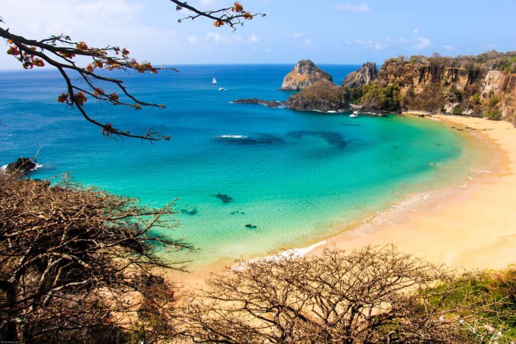 Praia do Sancho Fernando de Noronha.