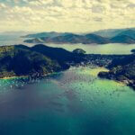 litoral serra do mar, montanha com o mar azul